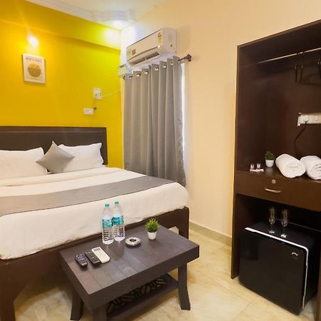 Hotel Candolim Aloft エクステリア 写真