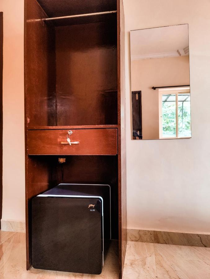 Hotel Candolim Aloft エクステリア 写真