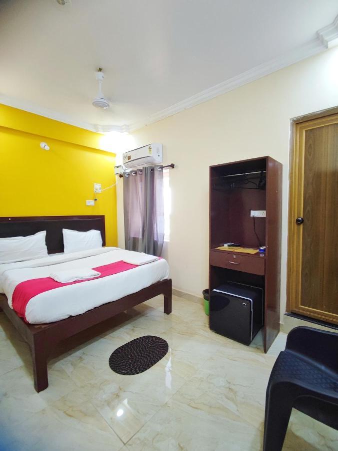 Hotel Candolim Aloft エクステリア 写真
