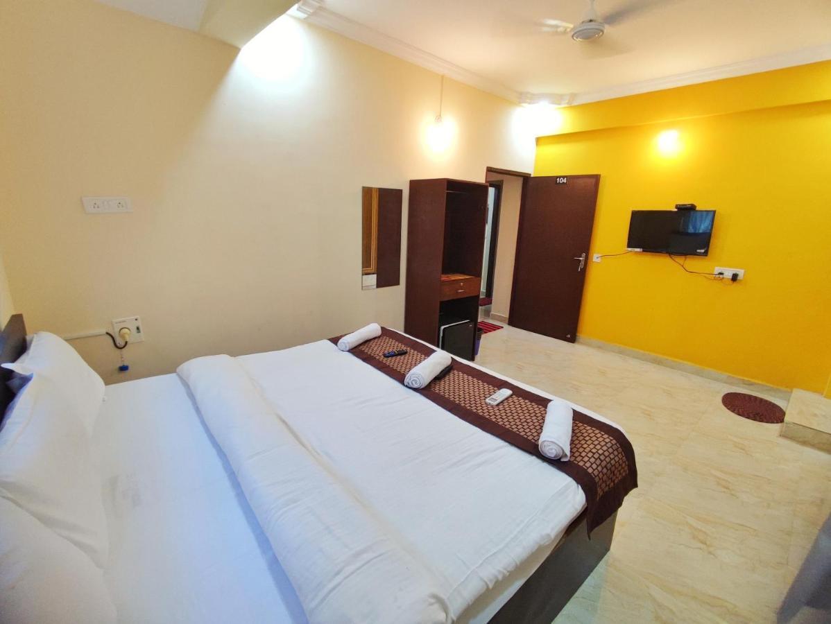 Hotel Candolim Aloft エクステリア 写真