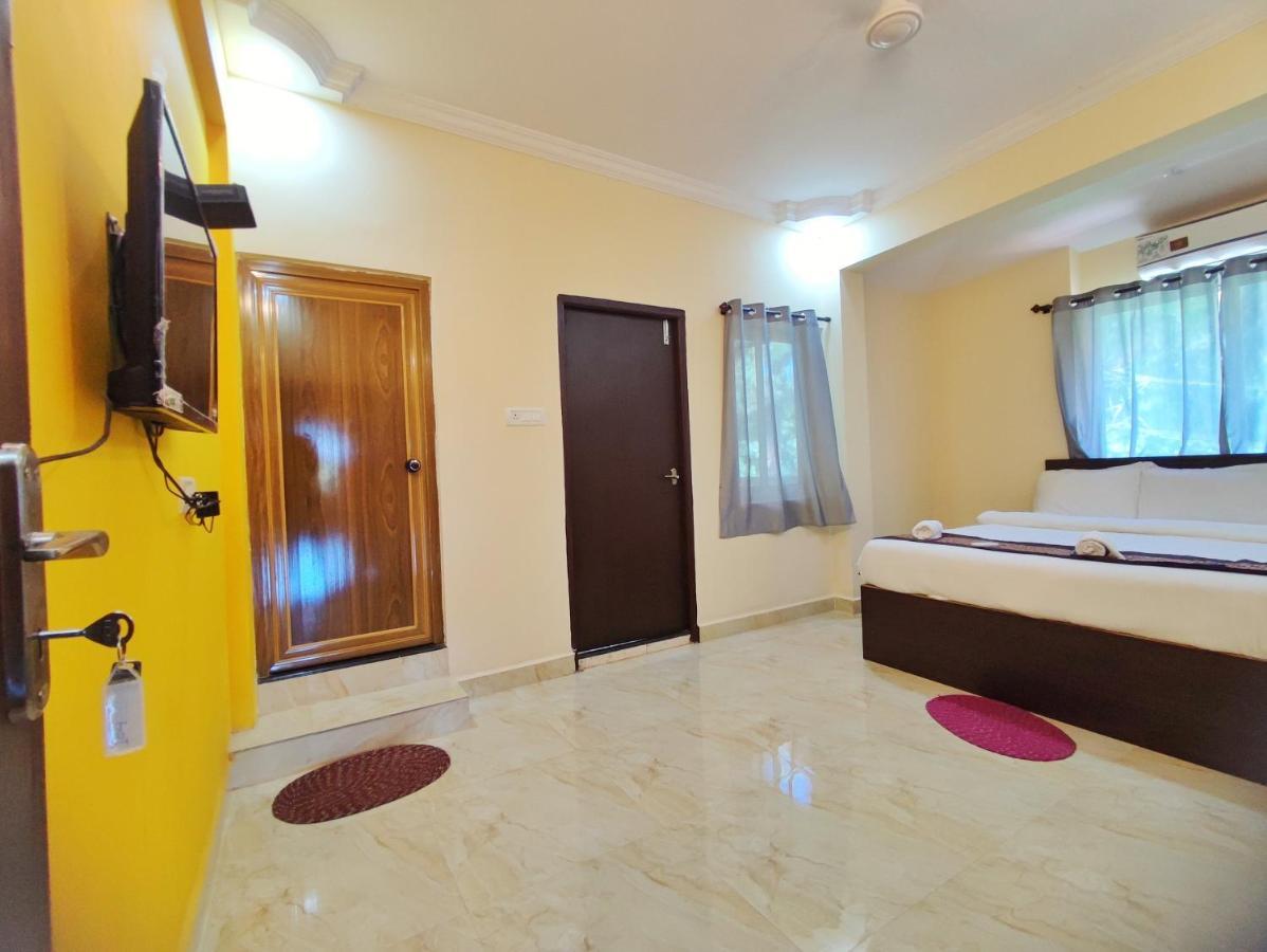Hotel Candolim Aloft エクステリア 写真