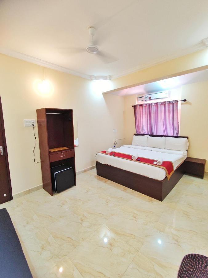 Hotel Candolim Aloft エクステリア 写真