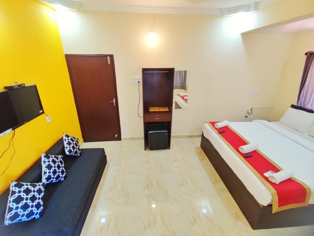 Hotel Candolim Aloft エクステリア 写真