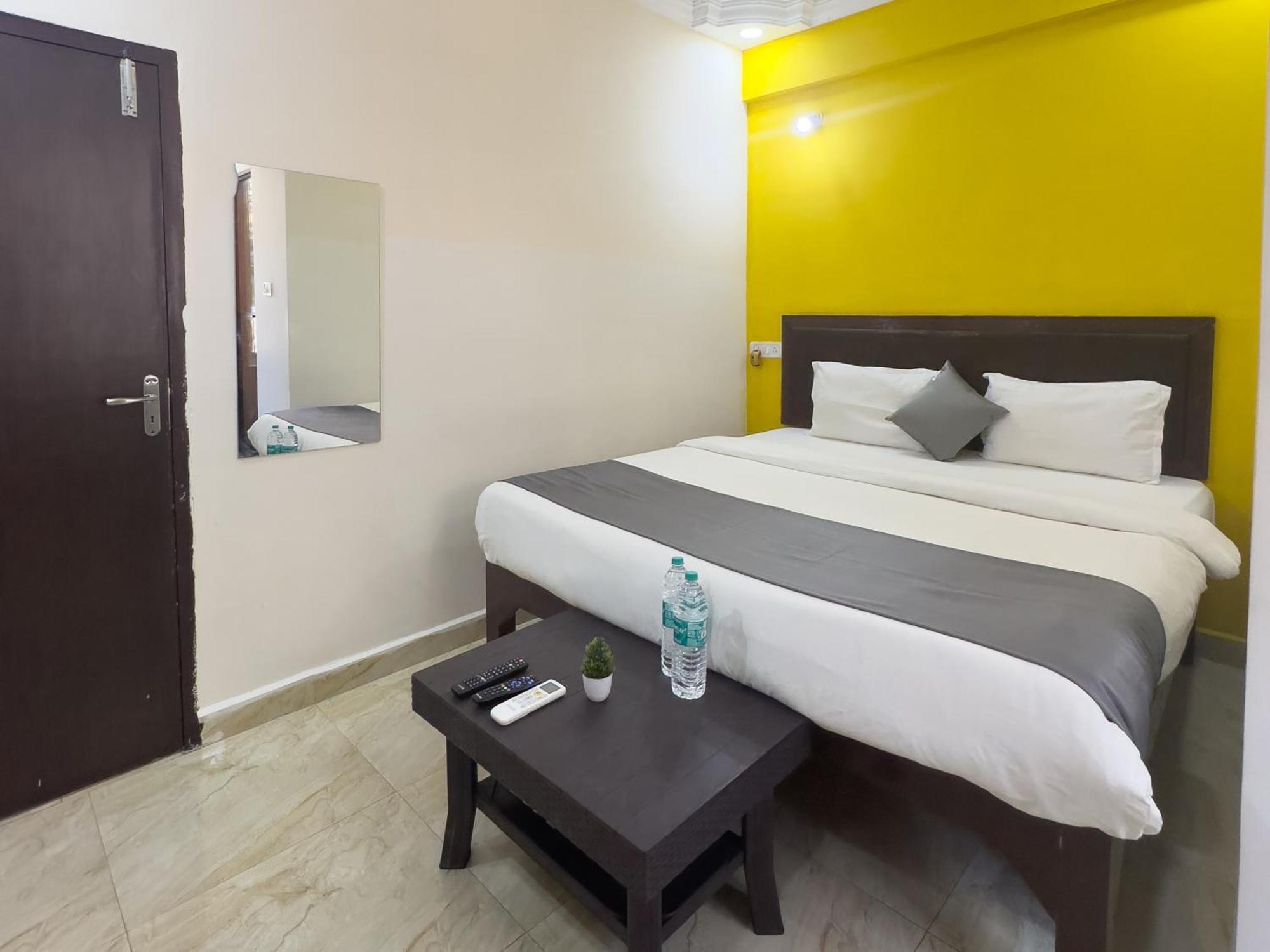 Hotel Candolim Aloft エクステリア 写真